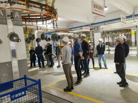Qianhao Industry hosted its first group of visitors(图5)